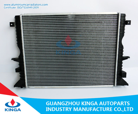 Radiateurs en aluminium de voiture OEM PCC001020 de 98-MT pour de LAND ROVER du DÉFENSEUR 2,5 TD ' fournisseur