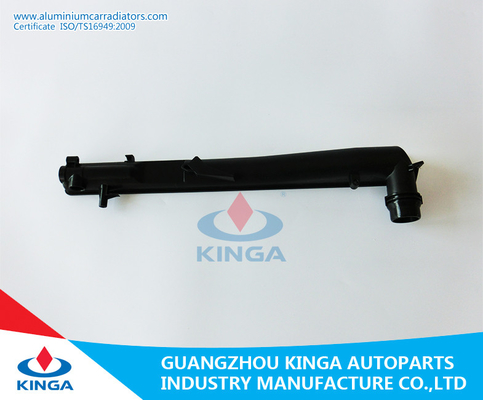Noir en plastique 1711.3.415.693 de réservoir de radiateur de la TA de BMW X3 E83 2.5/3.0 Si'04- fournisseur