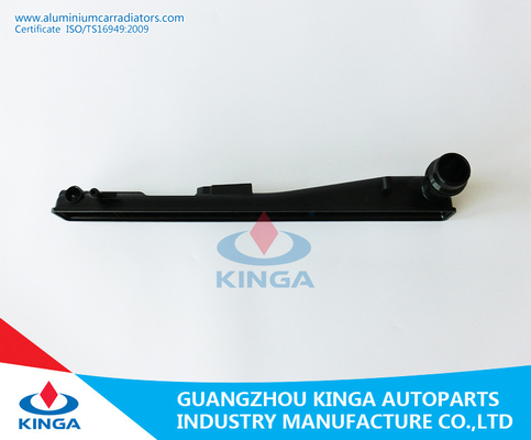 Noir en plastique 1711.3.415.693 de réservoir de radiateur de la TA de BMW X3 E83 2.5/3.0 Si'04- fournisseur