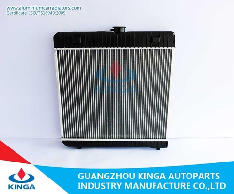Le fond en plastique W123 de réservoir de radiateur de benz/TA de 200d/280c'76-85 fournisseur