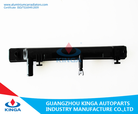 PA66 de MAZDA 2' 08 d'OEM ZJ3815200 de radiateur de réservoir réservoir d'eau en plastique de radiateur de la réparation fournisseur