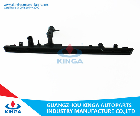 MAZDA 6 4CYL '03-04 À OEM de plastique L332-15-200E de réservoir de radiateur fournisseur