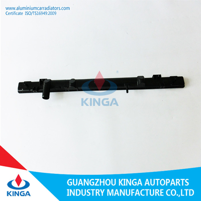 Couverture haute de radiateur de réservoir de réservoir en plastique de radiateur de la TA de MAZDA 6/STENZA '05 fournisseur