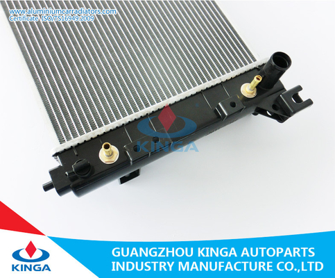 Radiateur de la voiture 4682587/4682587AB d'OEM pour la CARAVANE 2.4L 1996-2000/VOYAGER 2.4L 1996-2000 fournisseur