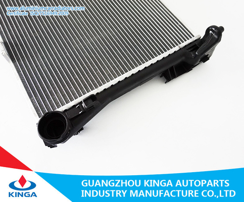 Radiateur de BENZ pour W204'07-AT/E-CLASS CLASSE de la c W212/204'09-AT avec OEM 2045000403/1503/2803 fournisseur