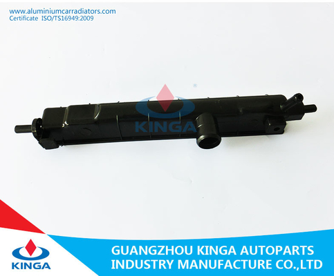 Réservoir gauche en plastique de radiateur pour OEM durable 1300147 de réservoir de rechange de la TA d'ASTRA F 91-00 fournisseur