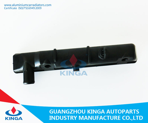 Réservoir en plastique de Raidtaor de véhicule d'OEM 17700 pour Vitara 88-97 TA01 G16A À fournisseur