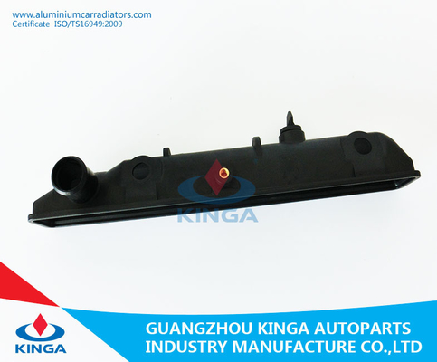 Réservoir en plastique de Raidtaor de véhicule d'OEM 17700 pour Vitara 88-97 TA01 G16A À fournisseur