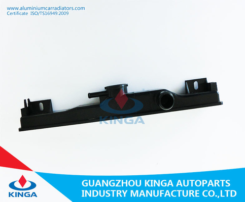 Réservoir en plastique de radiateur modèle en plastique de pièces d'auto pour la TA de /GRAND/VITARA 05 d'ESCUDO de Suzuki fournisseur