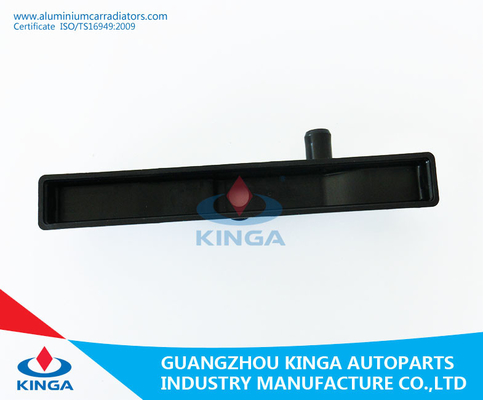 Réservoir en plastique de radiateur modèle en plastique de pièces d'auto pour la TA de /GRAND/VITARA 05 d'ESCUDO de Suzuki fournisseur