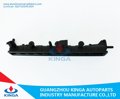 Réservoir en plastique d'admission du réservoir 17700-56B01radiator de radiateur de Suzuki Vitara'88-97 TD01 fournisseur