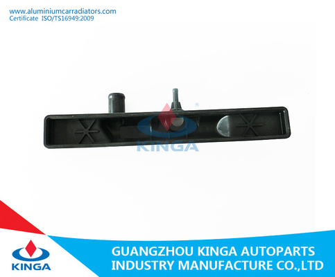 Réservoirs supérieurs de radiateur du Ⅲ 1,0' 94-02 d'alto de Suzuki pour OEM17700-60D10/64D10/70G50/71G10/72G10 fournisseur