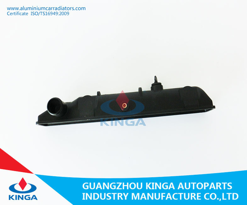 VITARA'97- TA11 au réservoir en plastique du FOND du réservoir 17700-77E10/77E30 de radiateur fournisseur