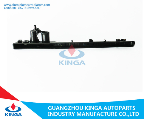 Réparation automatique en plastique de réservoir de radiateur d'excellentes de voiture d'eau pièces d'auto de réservoir pour TATA fournisseur