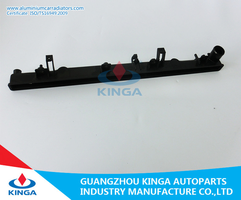 Réservoir d'extrémité de radiateur de rechange pour le réservoir du fond du LEGS EJ25'03-MT J-22002A de SUBARU fournisseur