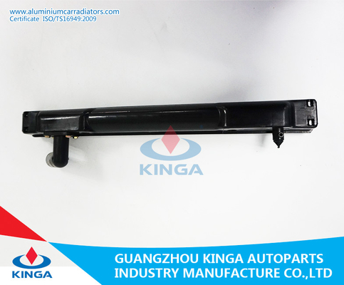 L047/PICKUP L200'86-91 au réservoir en plastique 62×599mm du FOND d'OEM de réservoir de radiateur fournisseur