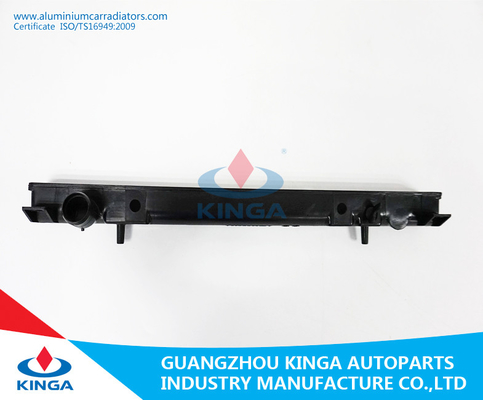 Mitsubishi futé 2007 ensoleillé au réservoir en plastique de radiateur automatique/au réservoir de radiateur partie fournisseur