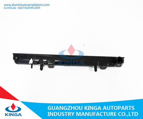 Réservoir en plastique du fond de radiateur d'OEM MR127853 de réservoir de radiateur de la TA de la collecte L200'96- fournisseur