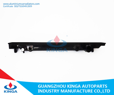 Réservoir en plastique 57*620MM de côté de radiateur de MITSUBISHI de réparation d'OEM MB890957 pour PAJERO V46'93-98 À fournisseur