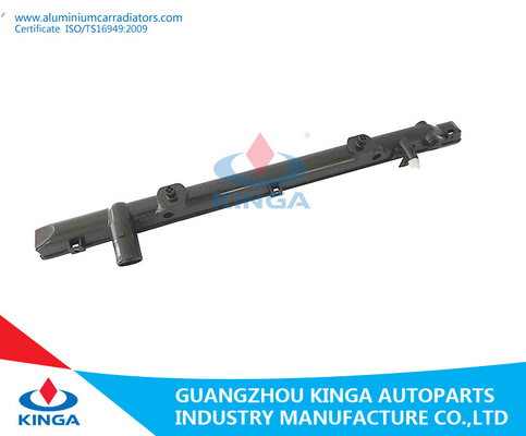 Remplacez le réservoir en plastique de radiateur durable de l'eau pour le MATÉRIEL de la PA 66 de LEXUS'99 JZS160 fournisseur
