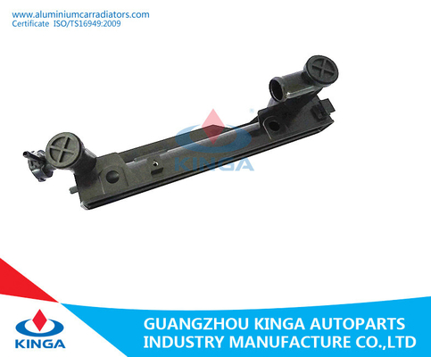 Le réservoir de radiateur partie Toyota Avenssis 2.0I 16V'03 au réservoir automatique de droite de radiateur fournisseur