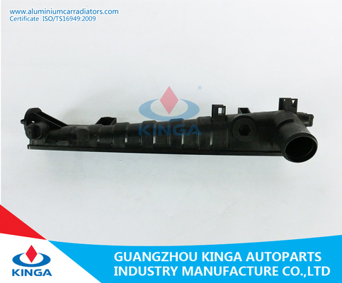 OEM de plastique 9633070480 de réservoir de radiateur de CITROEN XSARA 1.4i/1.6i'97-MT 42×378mm fournisseur